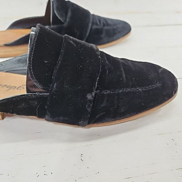 Free People Black Velvet Suede At Ease Mule Slide Sandals Shoes Womens 40 US 9.5 - Picture 6 of 9